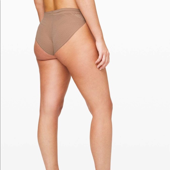 Lululemon Awake to Lace Cheeky Bikini - sand - Picture 3 of 6